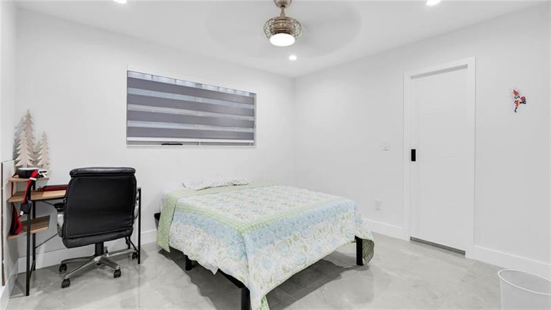 Image 34 of 54 For 6290 16th  