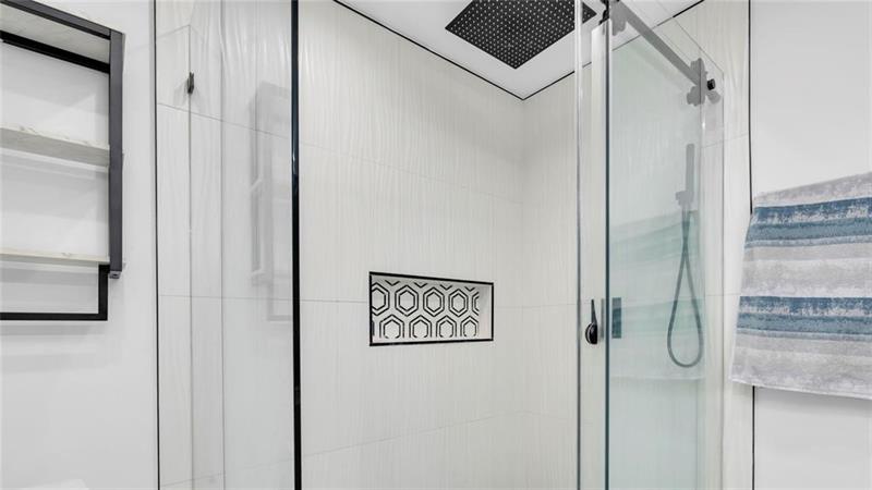 Image 45 of 54 For 6290 16th  