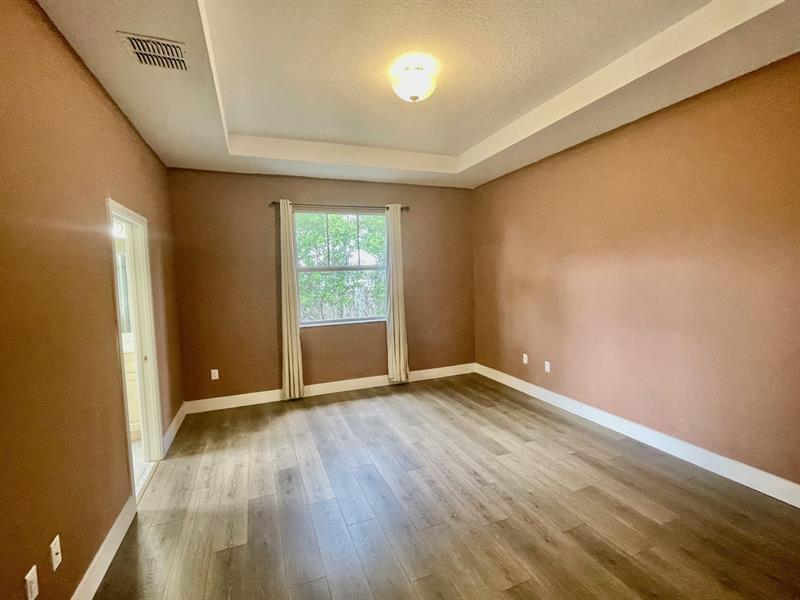 Image 10 of 26 For 4803 48th Ter