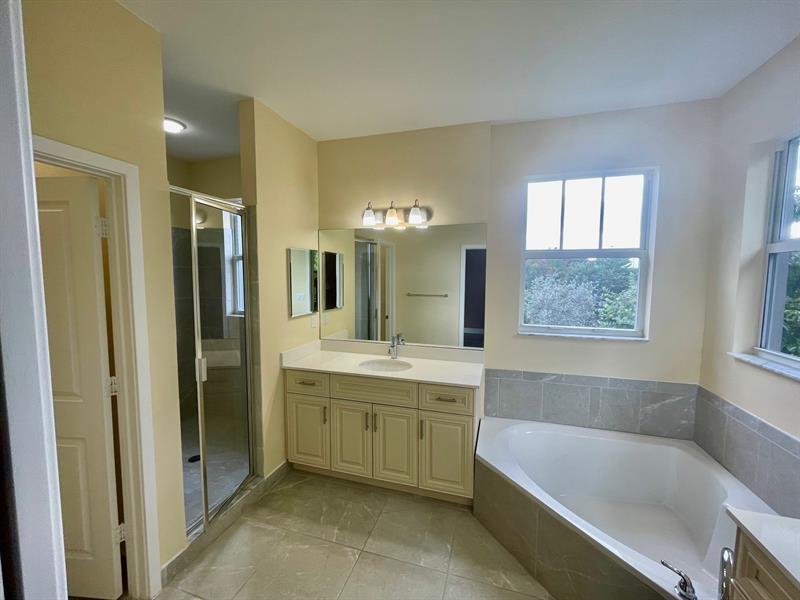 Image 11 of 26 For 4803 48th Ter