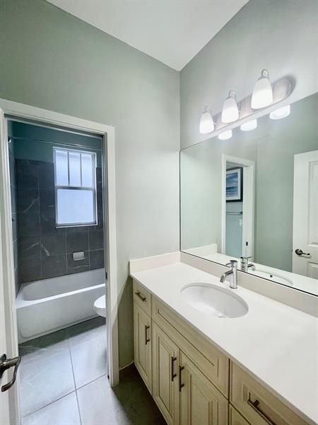 Image 19 of 26 For 4803 48th Ter