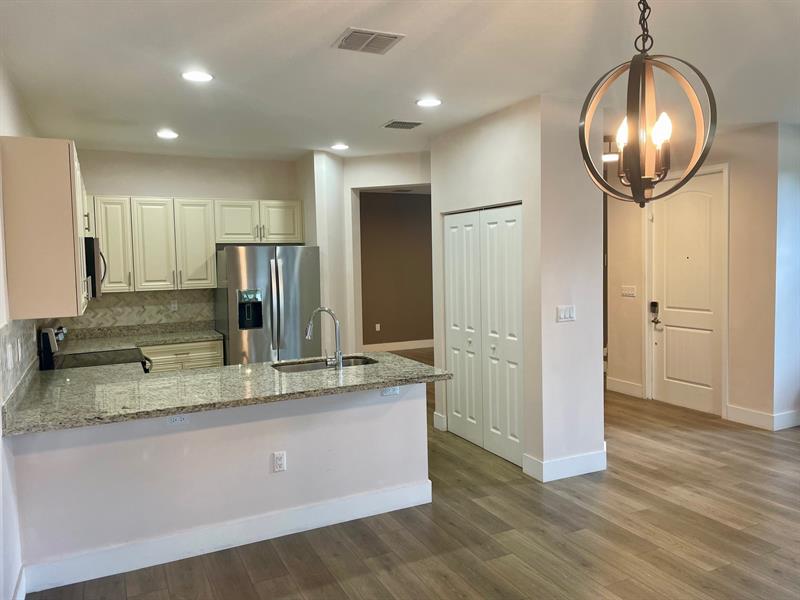 Image 5 of 26 For 4803 48th Ter