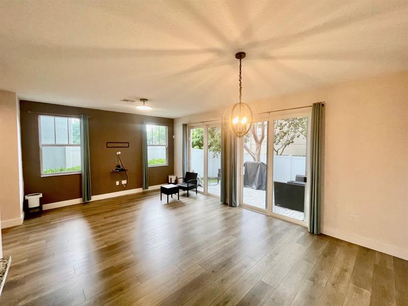 Image 6 of 26 For 4803 48th Ter