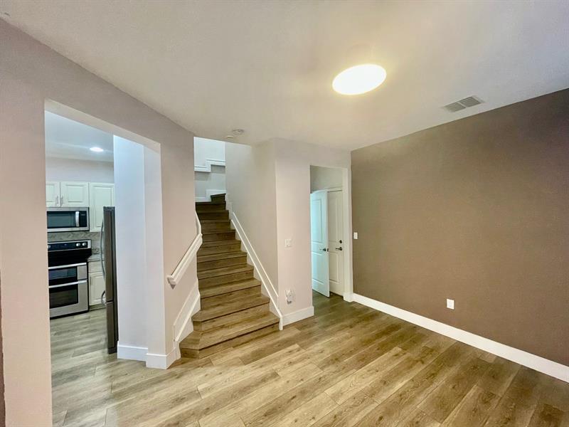 Image 9 of 26 For 4803 48th Ter