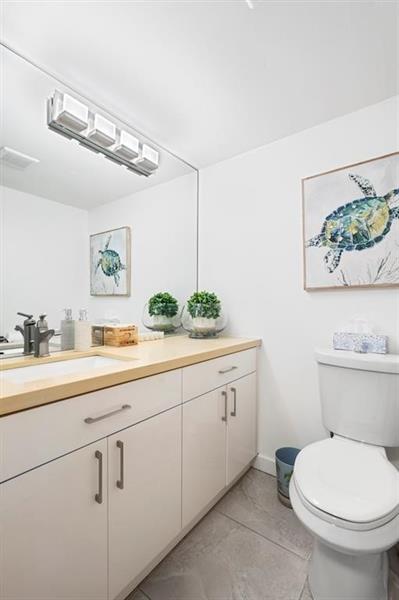 Image 17 of 32 For 4750 22nd Ct  208