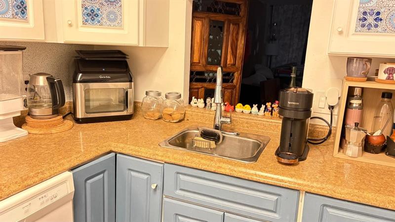 Image 5 of 19 For 118 Royal Park Dr  1f