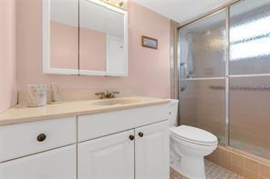 Image 12 of 17 For 121 3rd Avenue  601