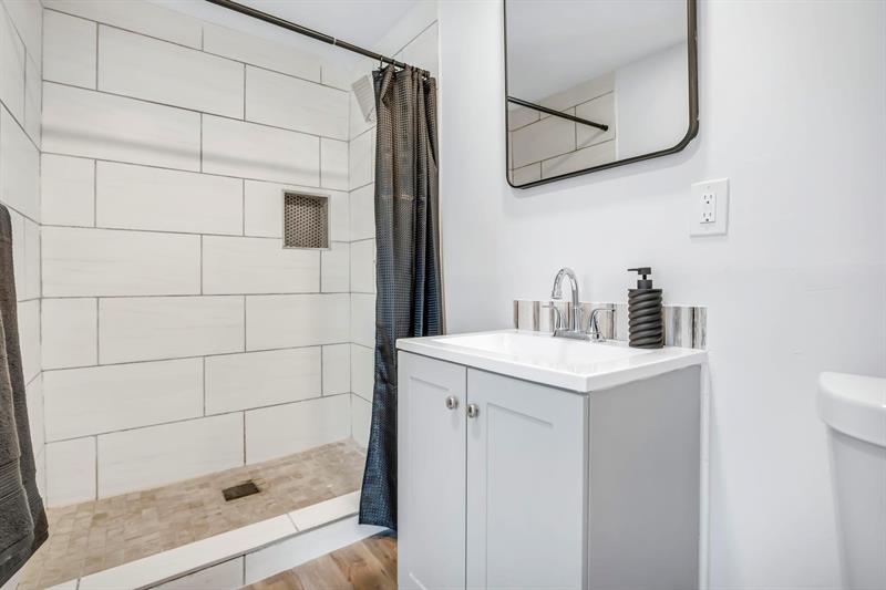 Image 14 of 25 For 2310 11  