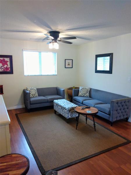 Image 11 of 20 For 1717 Rodman St  18