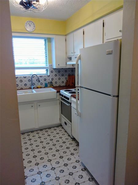 Image 14 of 20 For 1717 Rodman St  18