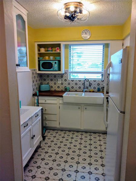 Image 15 of 20 For 1717 Rodman St  18