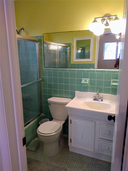 Image 16 of 20 For 1717 Rodman St  18