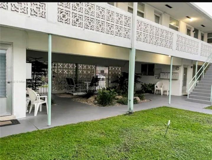 Image 19 of 20 For 1717 Rodman St  18