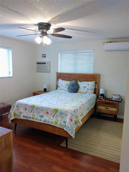 Image 9 of 20 For 1717 Rodman St  18