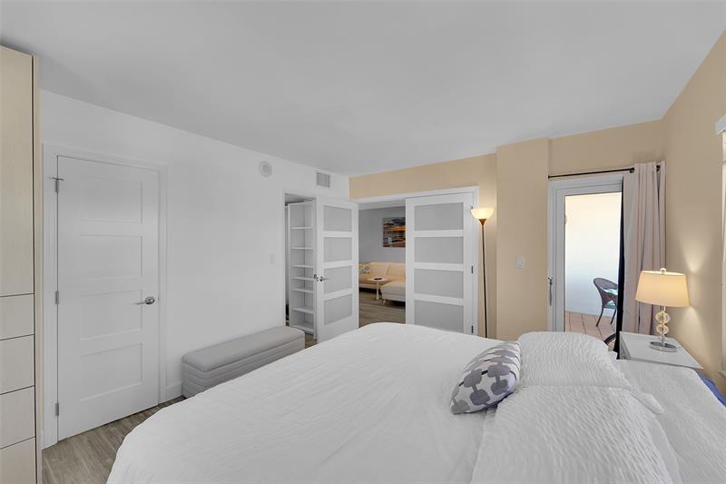 Image 23 of 35 For 1500 Ocean Blvd  1201