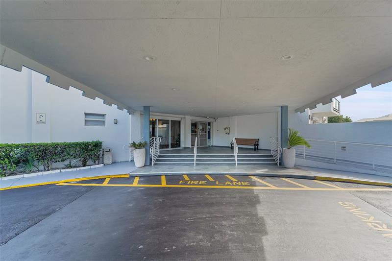 Image 3 of 35 For 1500 Ocean Blvd  1201