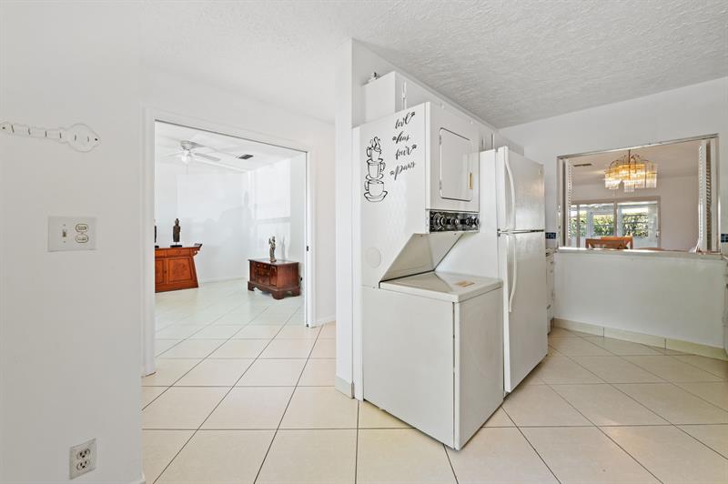 Image 12 of 36 For 1271 18th Ave  1