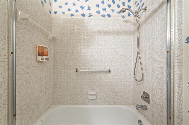 Image 22 of 36 For 1271 18th Ave  1