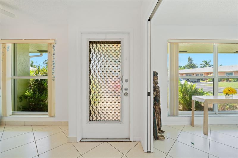 Image 6 of 36 For 1271 18th Ave  1