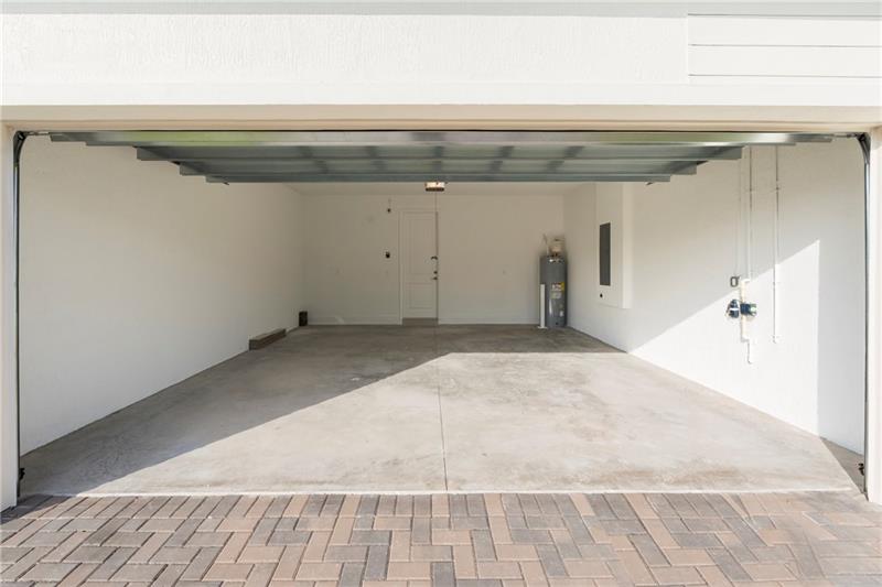 Image 13 of 24 For 23102 Hillshire Rd