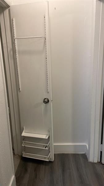 Image 11 of 72 For 1011 195th St