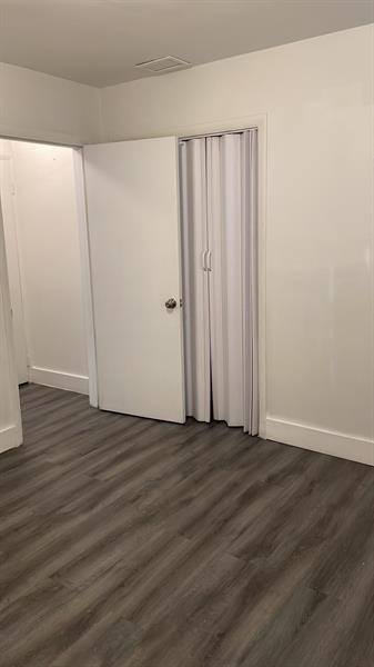 Image 12 of 72 For 1011 195th St