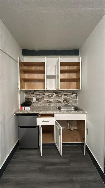 Image 31 of 72 For 1011 195th St