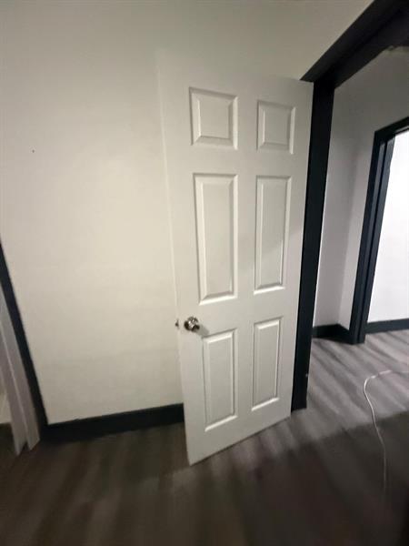 Image 40 of 72 For 1011 195th St