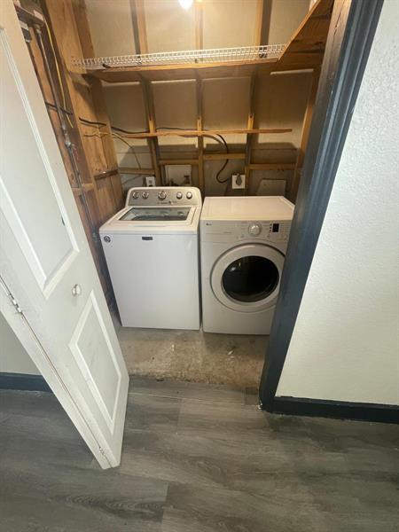 Image 49 of 72 For 1011 195th St