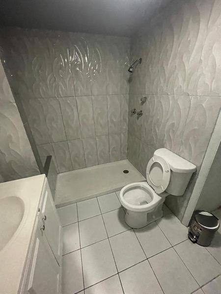 Image 55 of 72 For 1011 195th St