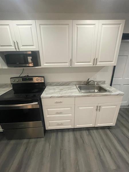 Image 58 of 72 For 1011 195th St