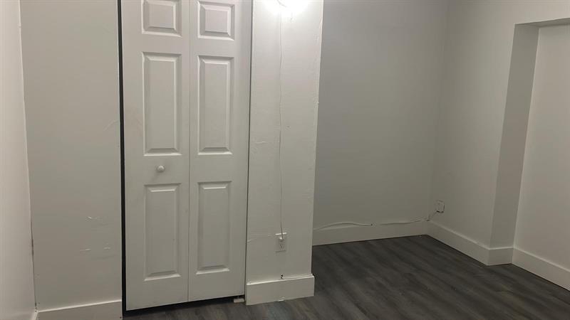 Image 69 of 72 For 1011 195th St