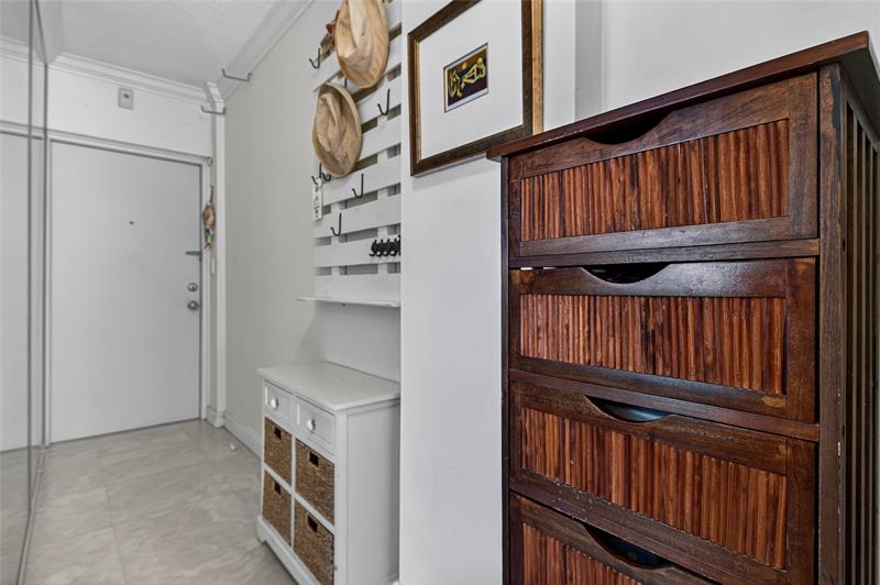 Image 15 of 58 For 710 Ocean Blvd  312