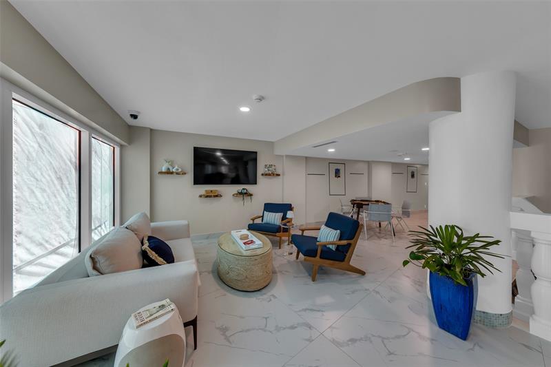 Image 49 of 58 For 710 Ocean Blvd  312