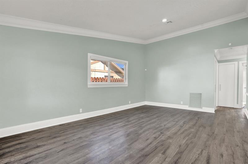 Image 10 of 26 For 10548 Boca Entrada Blvd