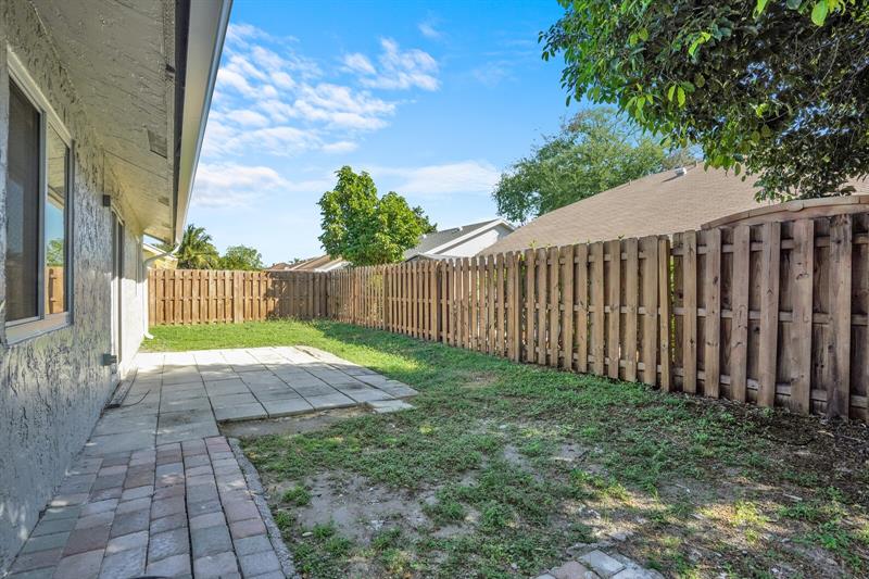 Image 25 of 26 For 10548 Boca Entrada Blvd