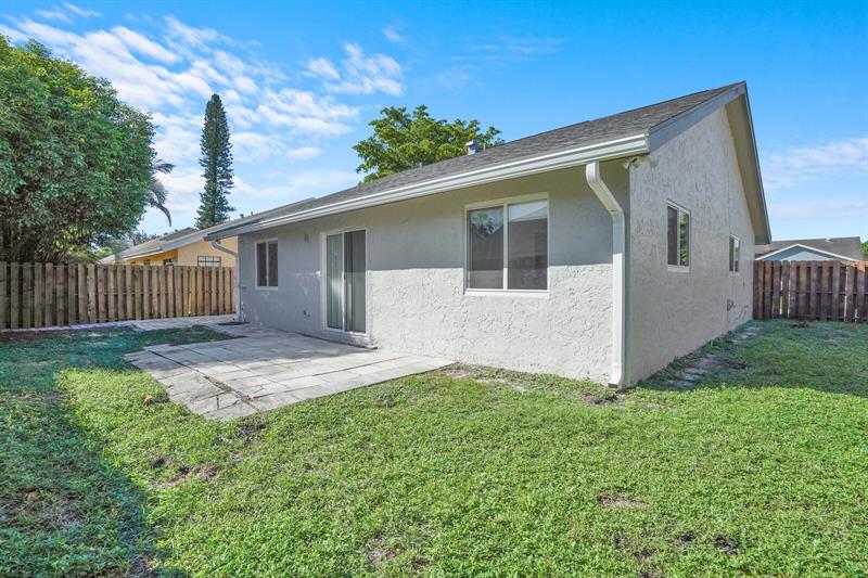 Image 26 of 26 For 10548 Boca Entrada Blvd