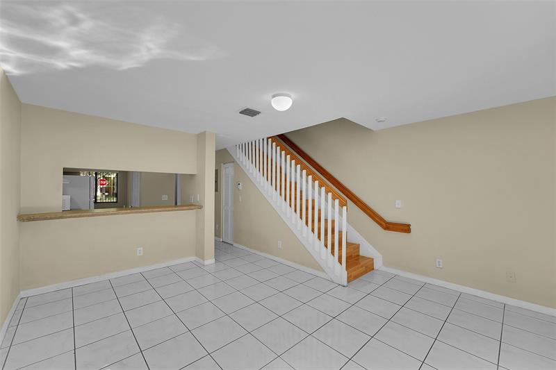 Image 12 of 29 For 9088 40th St