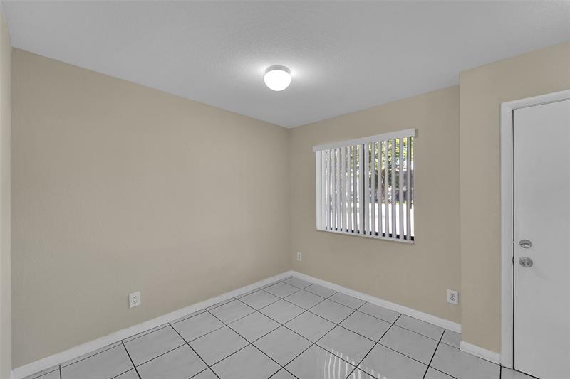 Image 4 of 29 For 9088 40th St