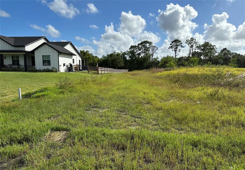 Image 6 of 8 For 10627 Lighter Wood Ln