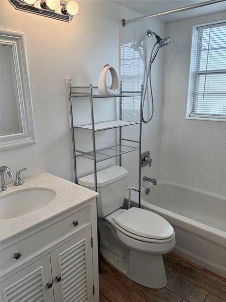 Image 10 of 22 For 69 Harwood H  69