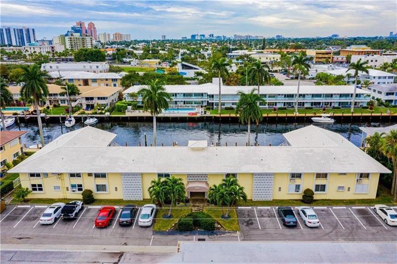 Image 22 of 38 For 2840 33rd Ct 2