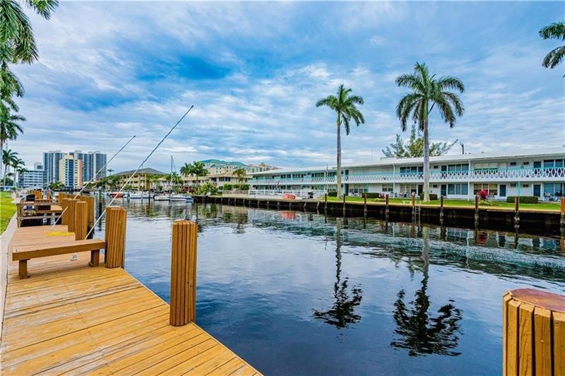 Image 25 of 38 For 2840 33rd Ct 2