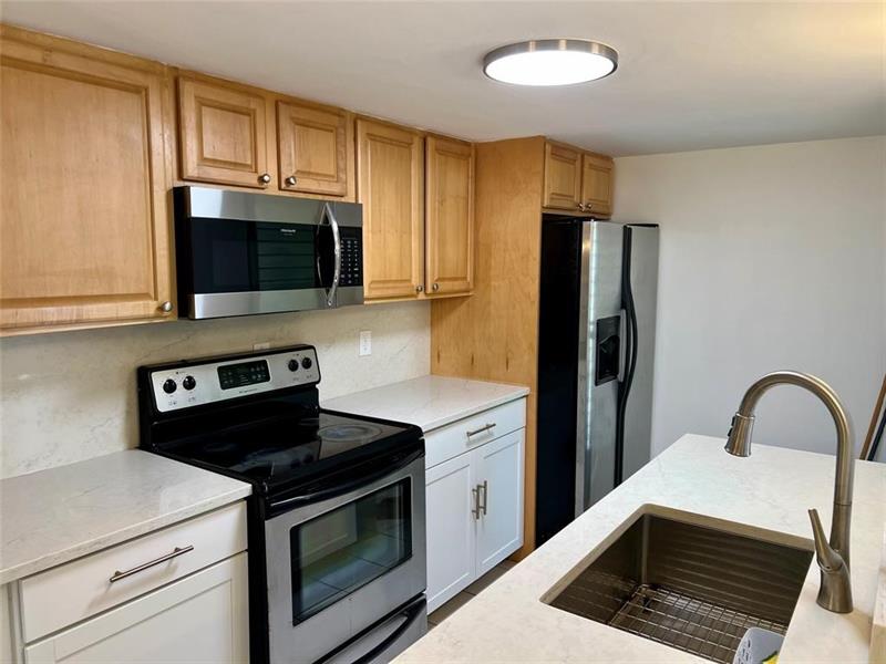 Image 7 of 38 For 2840 33rd Ct 2