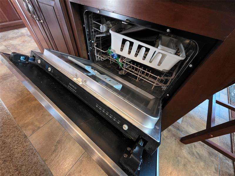 Image 21 of 38 For 5274 67th Ave