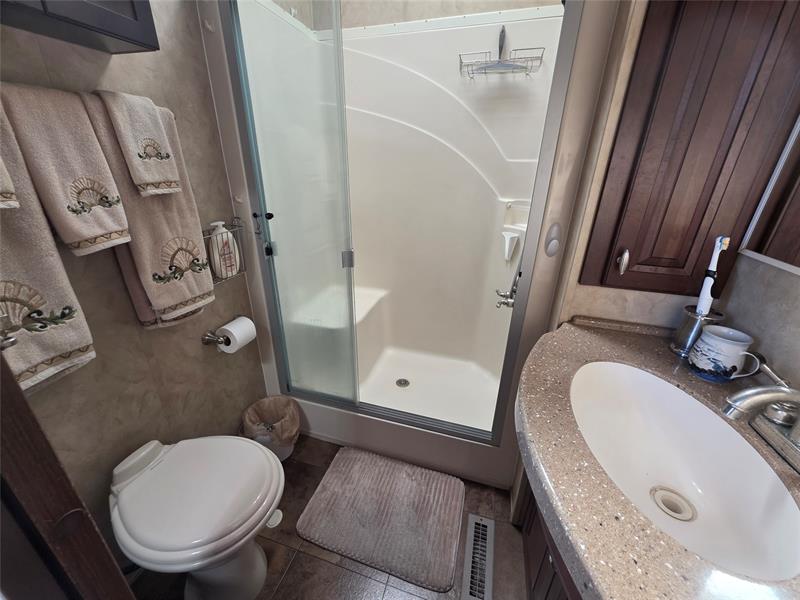 Image 27 of 38 For 5274 67th Ave