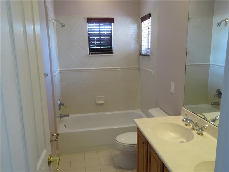 Image 23 of 54 For 19430 30th St