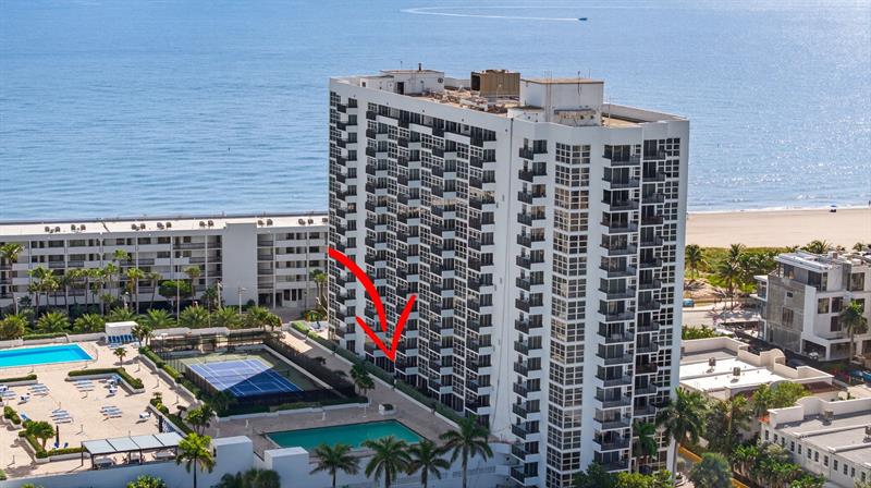 Image 39 of 44 For 525 Ocean Blvd  422