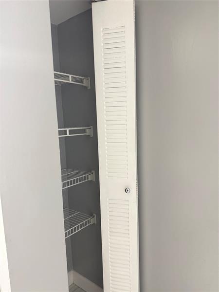 Image 20 of 21 For 7630 Westwood Dr 316