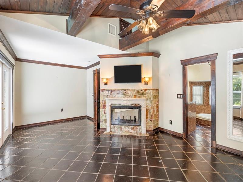 Image 10 of 43 For 805 27th Avenue